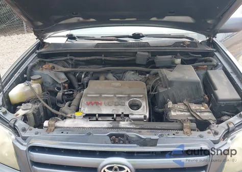 2006 Toyota Highlander Limited V6 from USA, damaged, VIN JTEEP21A060155589